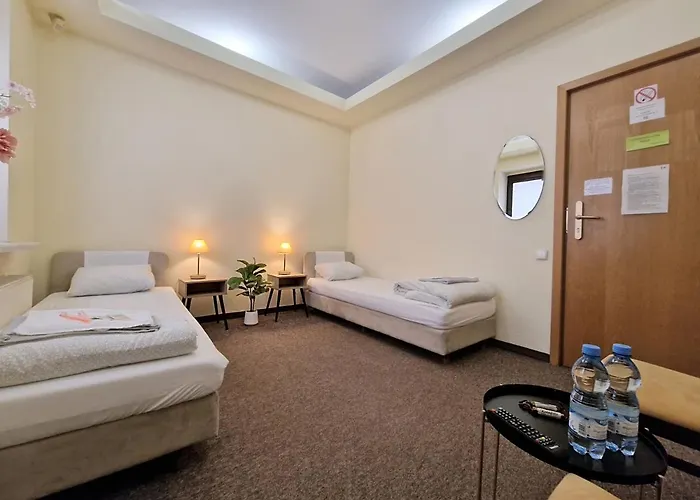 Helvetia Plus B&B - Private Rooms And Apartments