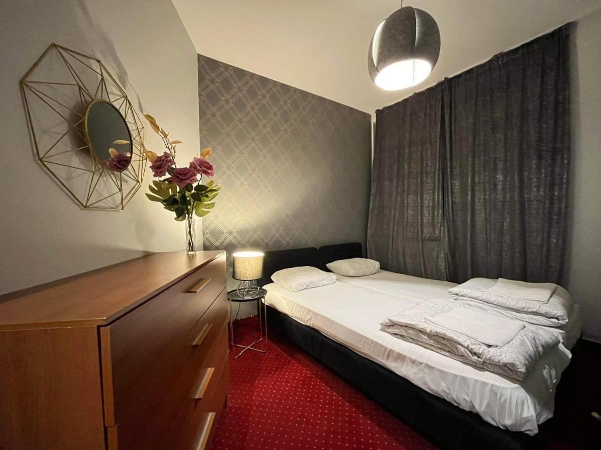 Helvetia - Private And * Warszawa